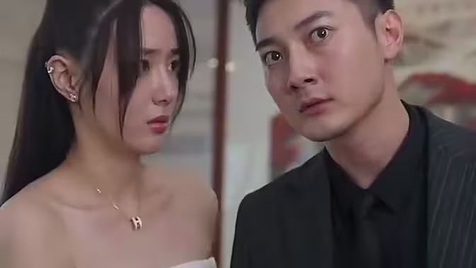 退婚后，她被財(cái)閥大佬嬌養(yǎng)了
