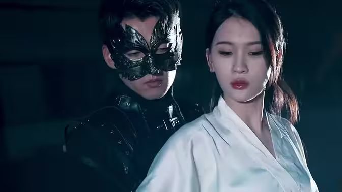 離婚后，前妻跪求復(fù)合