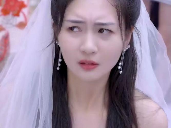 虐愛(ài)成癮：霸總不肯放過(guò)我