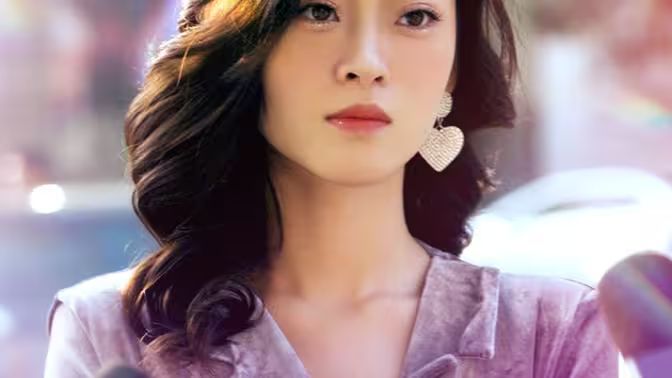 女總裁竟在公司當(dāng)保潔
