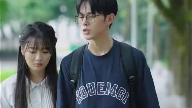 被女大學生誣陷偷拍，我的國士身份曝光了