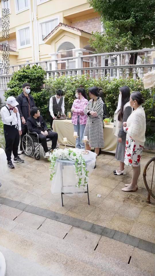 美女總裁的貼身狂醫(yī)